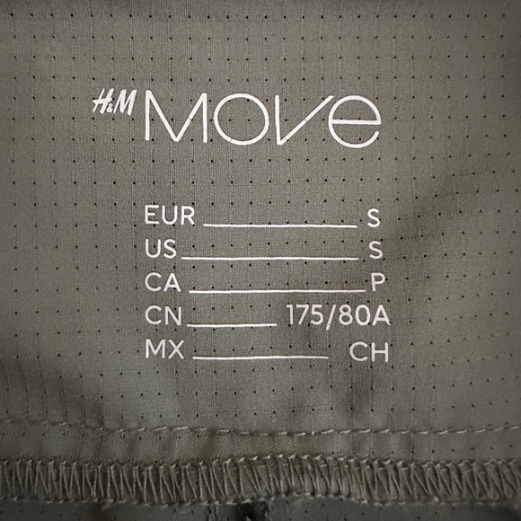 H&M Move Running Shorts Green Size Small - Picture 2 of 9